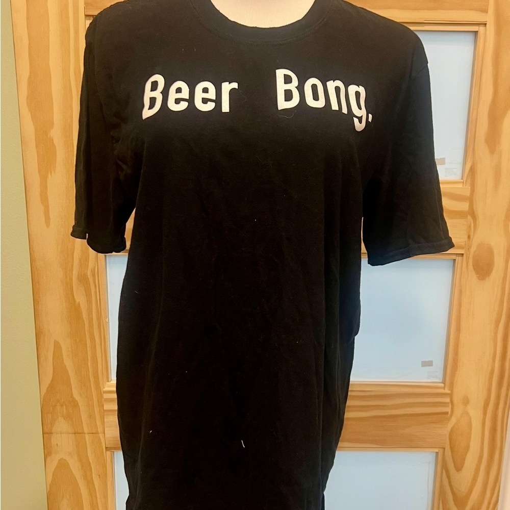 Beer Pong Gildan Black Tee with Bold White Text Size L